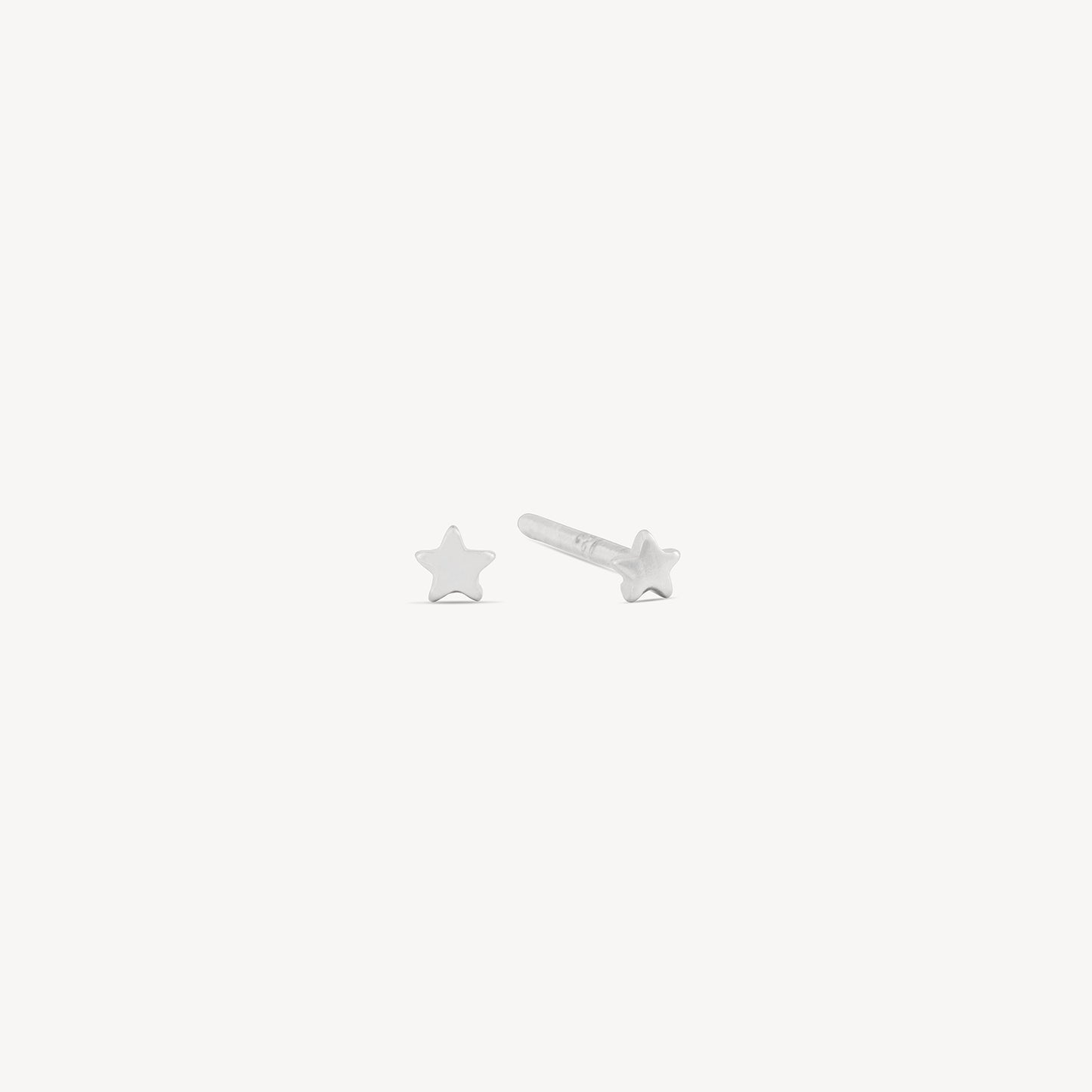 Tiny Little Star earring