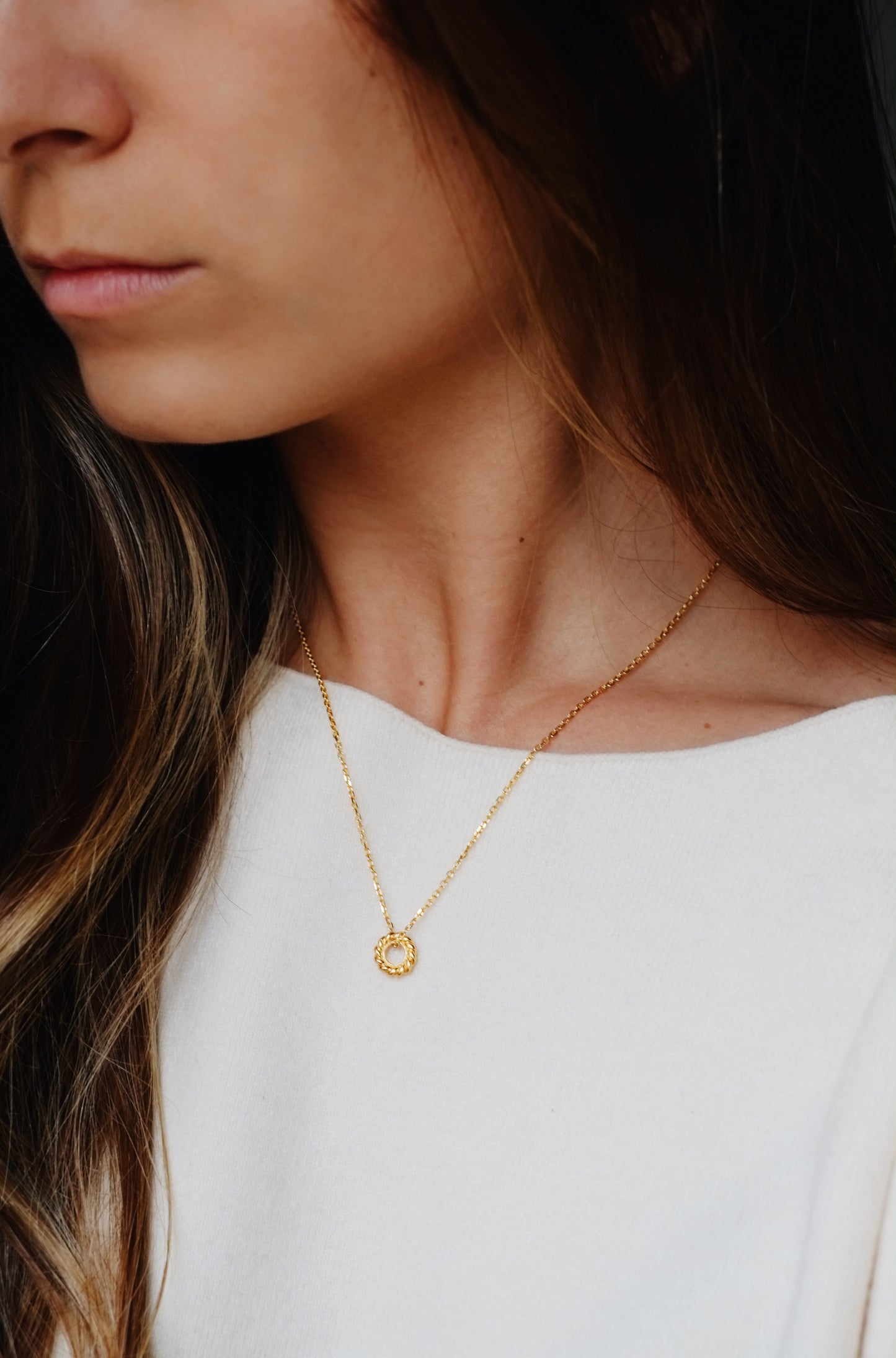 Cora necklace