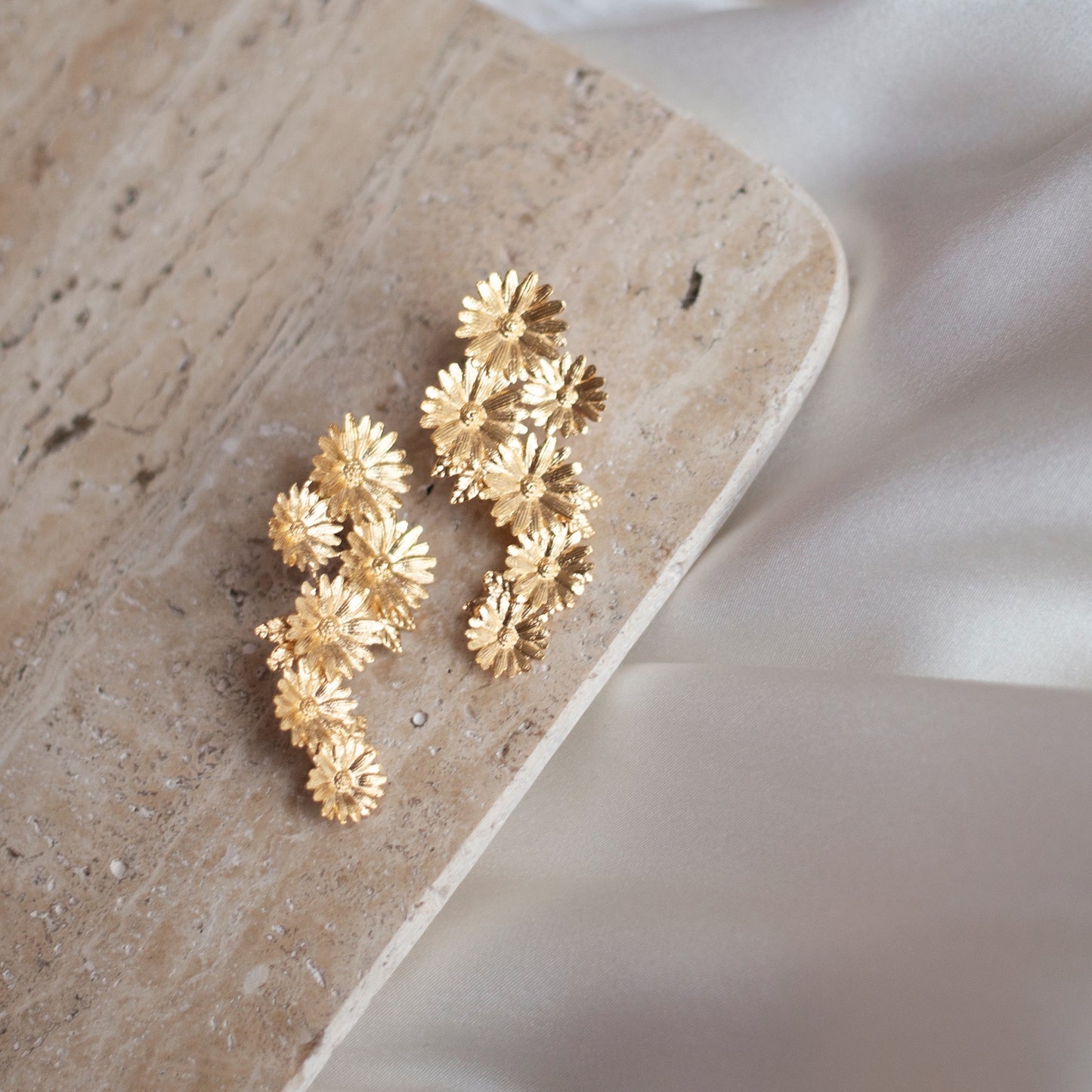 Camomile earrings